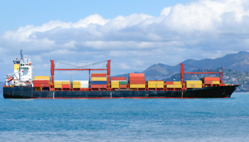 IMDG Code 42-2024 per il trasporto delle merci pericolose via mare